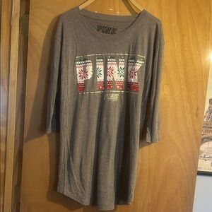 PINK Victoria's Secret Charcoal Graphic Top